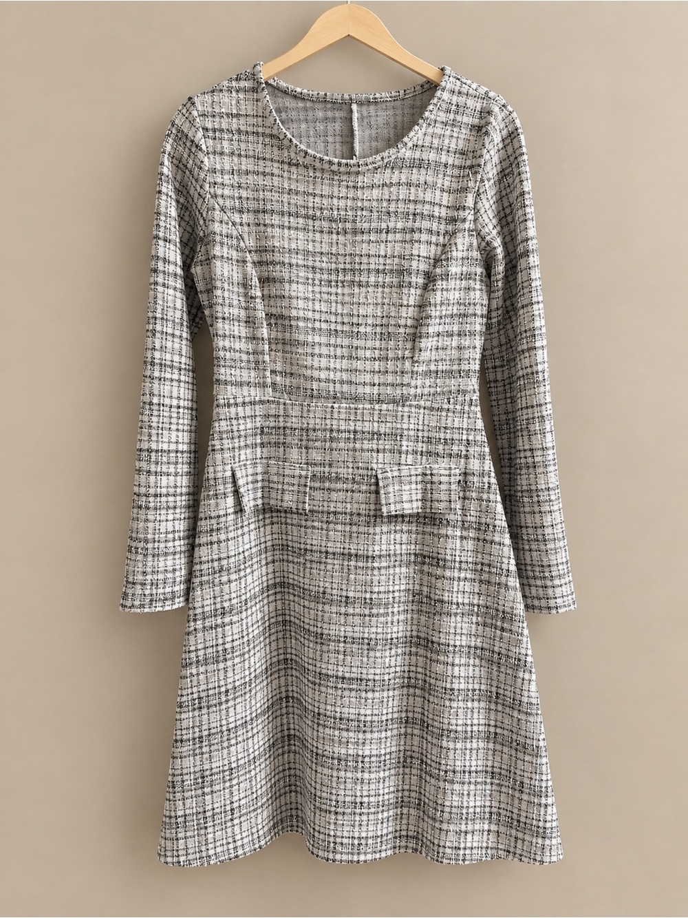 Timeless Plaid Long-Sleeve A-Line Dress - Gray